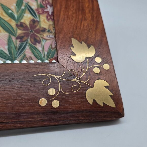 Handcrafted Wooden Photo Frame With Brass Inlay Vine Leaf Design 3.5x5.5 Inch - Picture 11 of 11